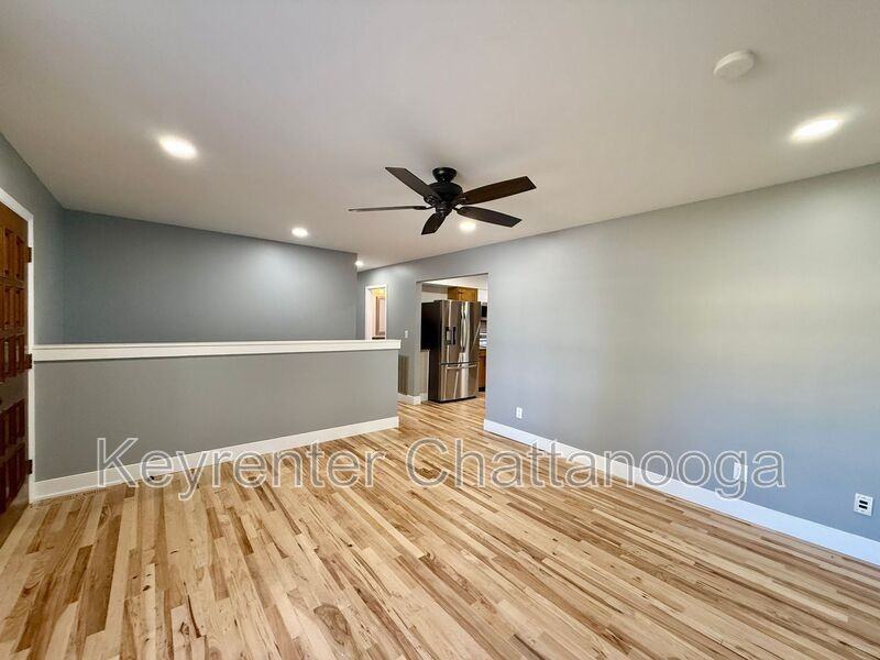 4411 Comet Trail - Photo 4 of 19