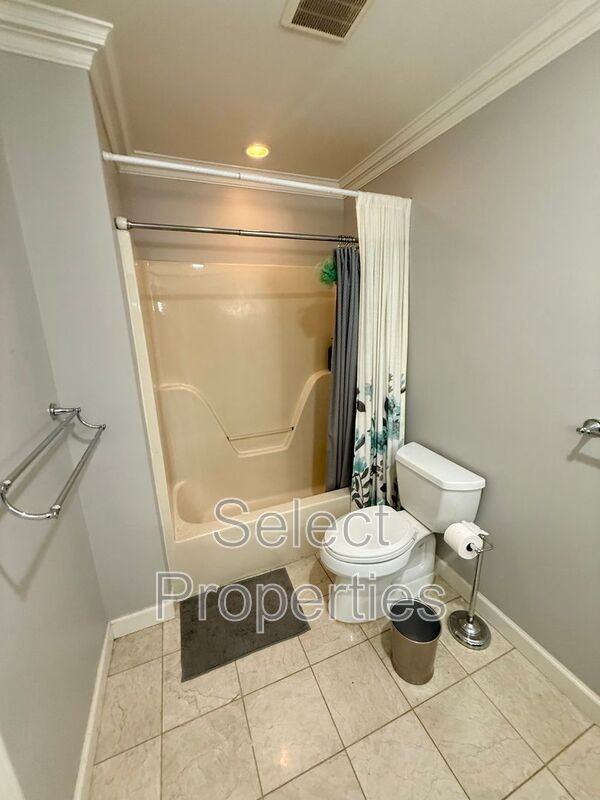 605 Shadow Ridge Dr - Photo 5 of 12