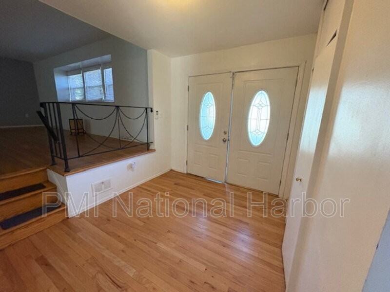 13323 Warburton Dr - Photo 2 of 22