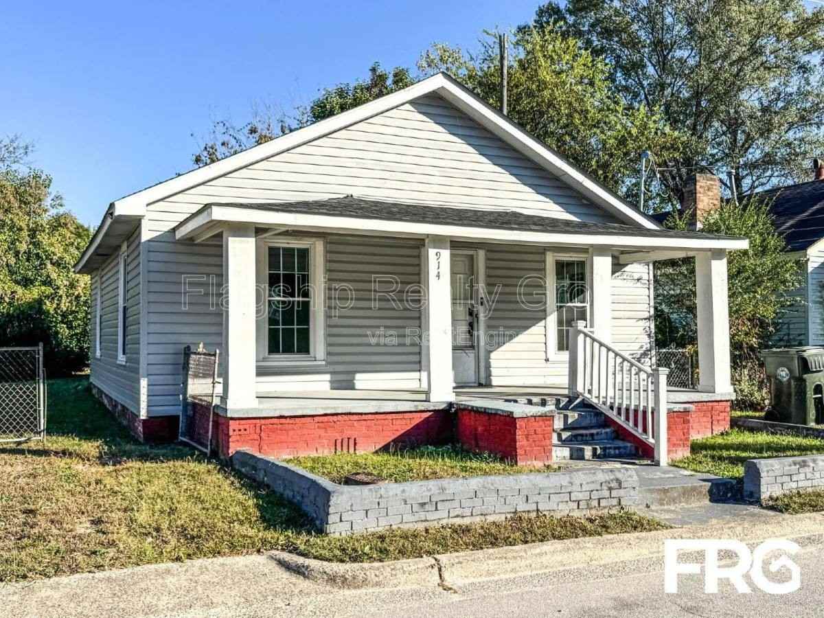 914 Seaboard St - Photo 3 of 10