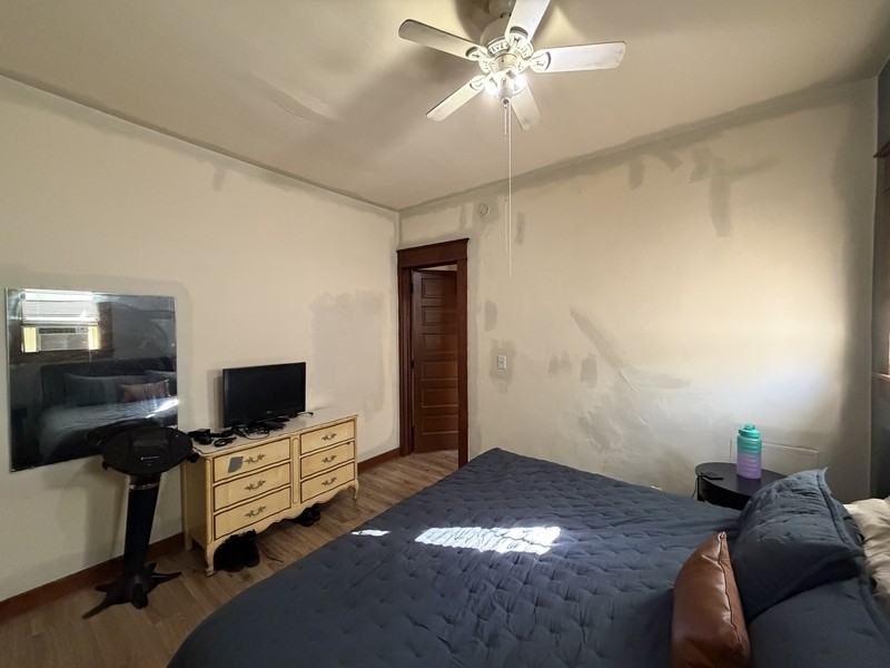 918 Lafayette Ave - Photo 2 of 12