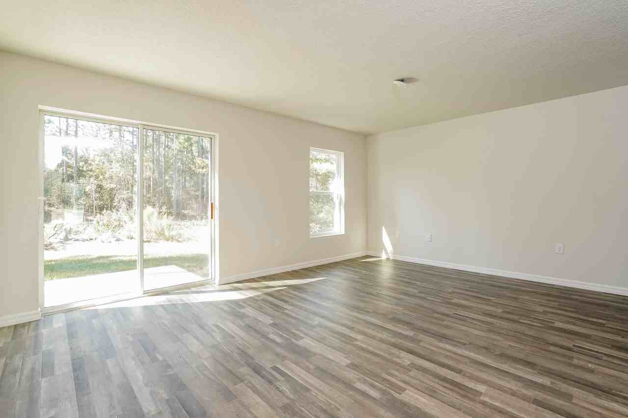 2660 W Bravura Dr - Photo 5 of 16