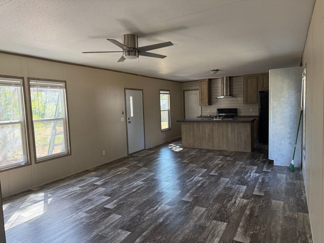 37019 Gossamer Ln - Photo 5 of 11