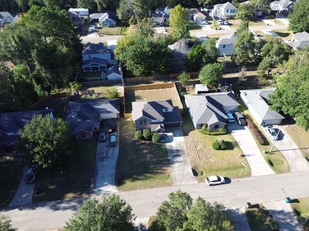 14159 Running Bear Dr - Photo 4 of 29