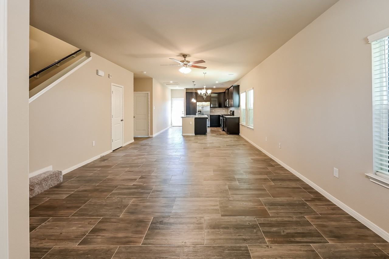 7922 Cypress Country Dr - Photo 3 of 22