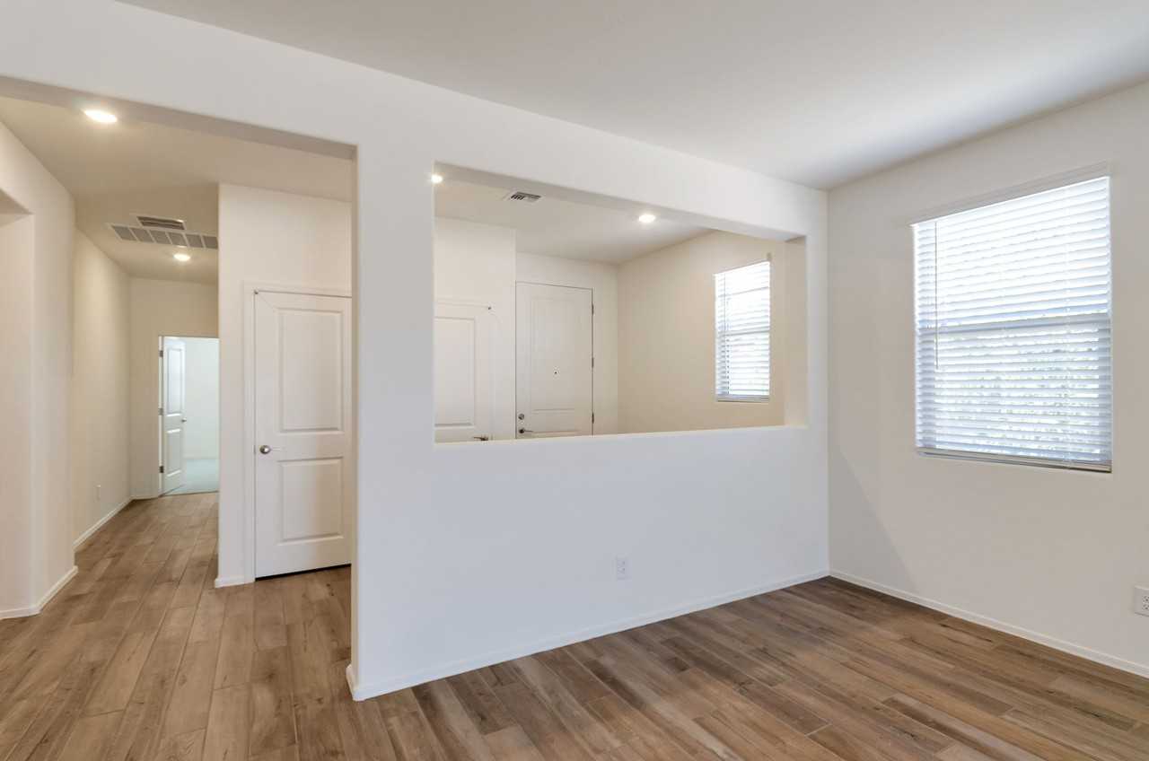 5468 West Monterey Drive - Photo 2 of 24