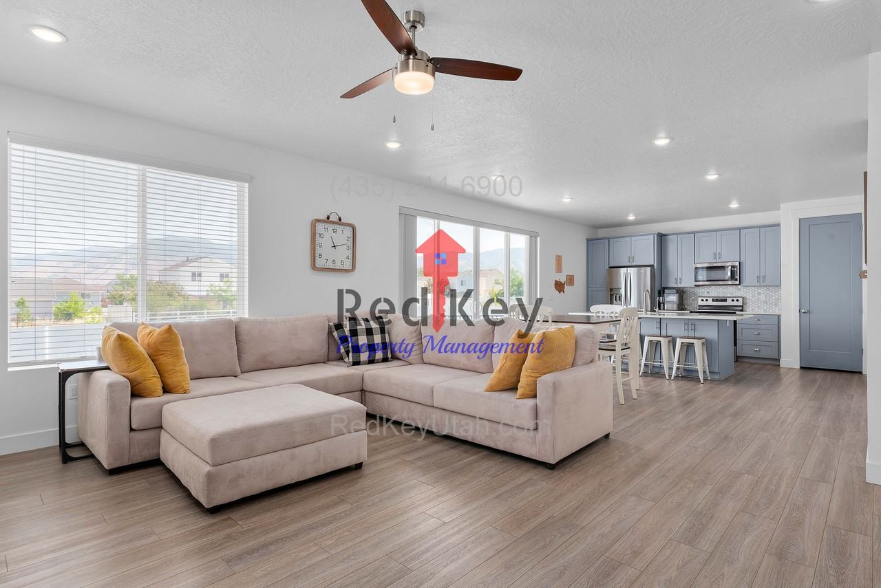 605 E Kings Lndg - Photo 4 of 31