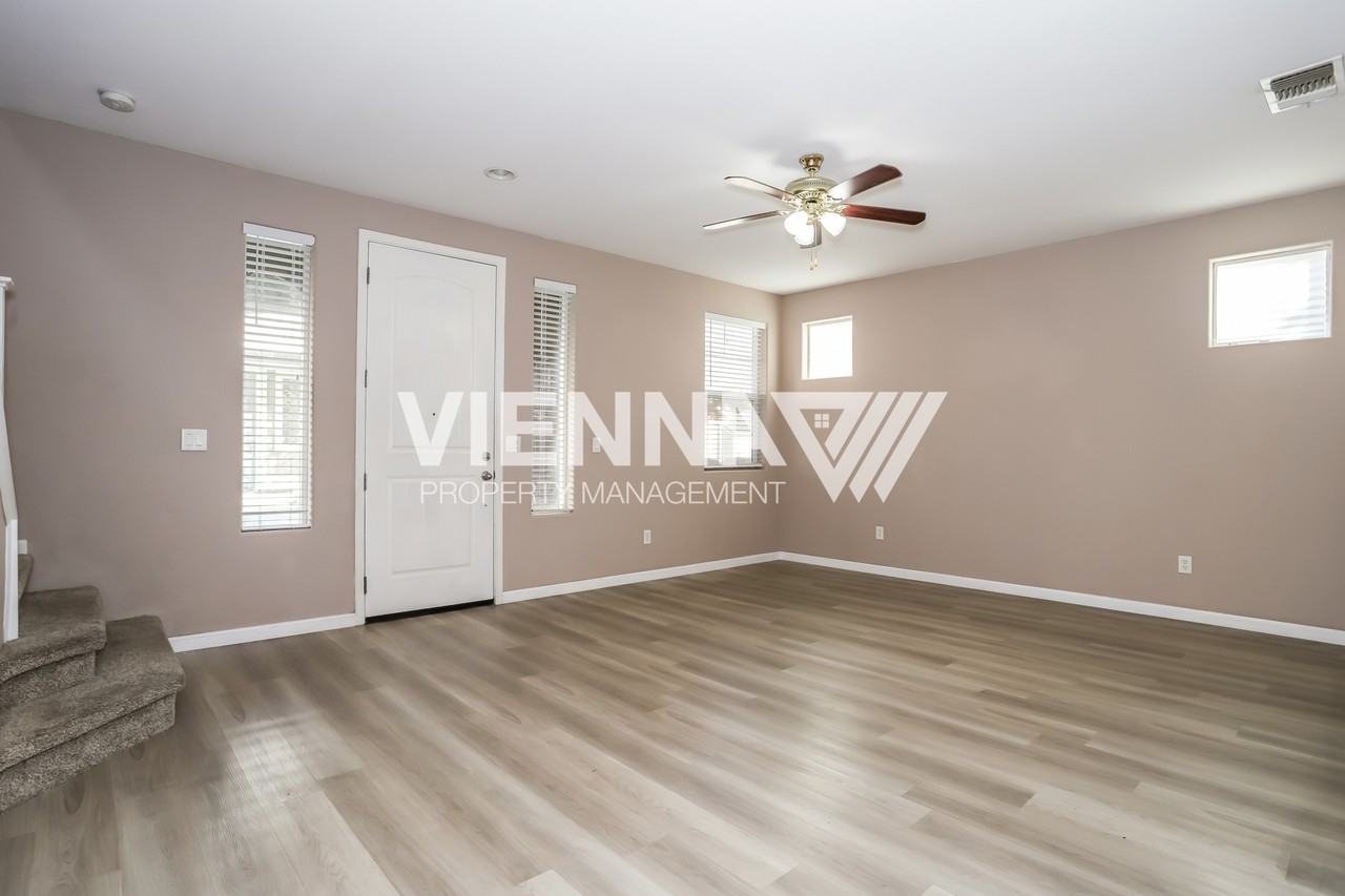 3623 El Dala Lane - Photo 3 of 15