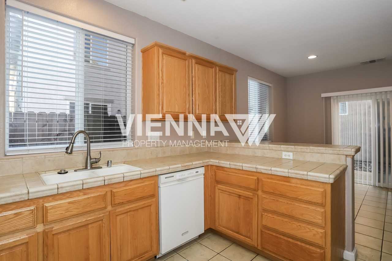 3623 El Dala Lane - Photo 7 of 15