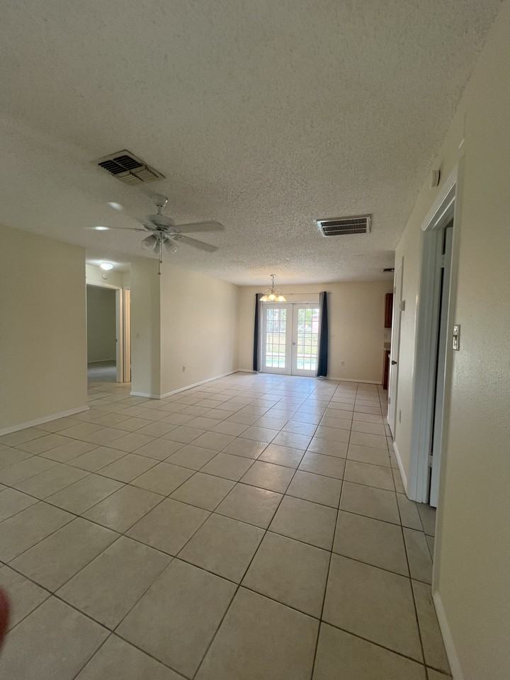 12017 Eldron St - Photo 3 of 12