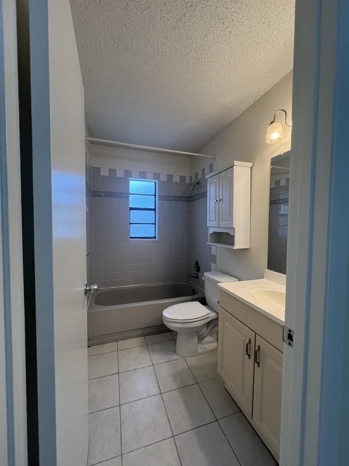 12017 Eldron St - Photo 7 of 12