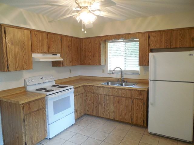 4298 Azora Rd - Photo 5 of 11