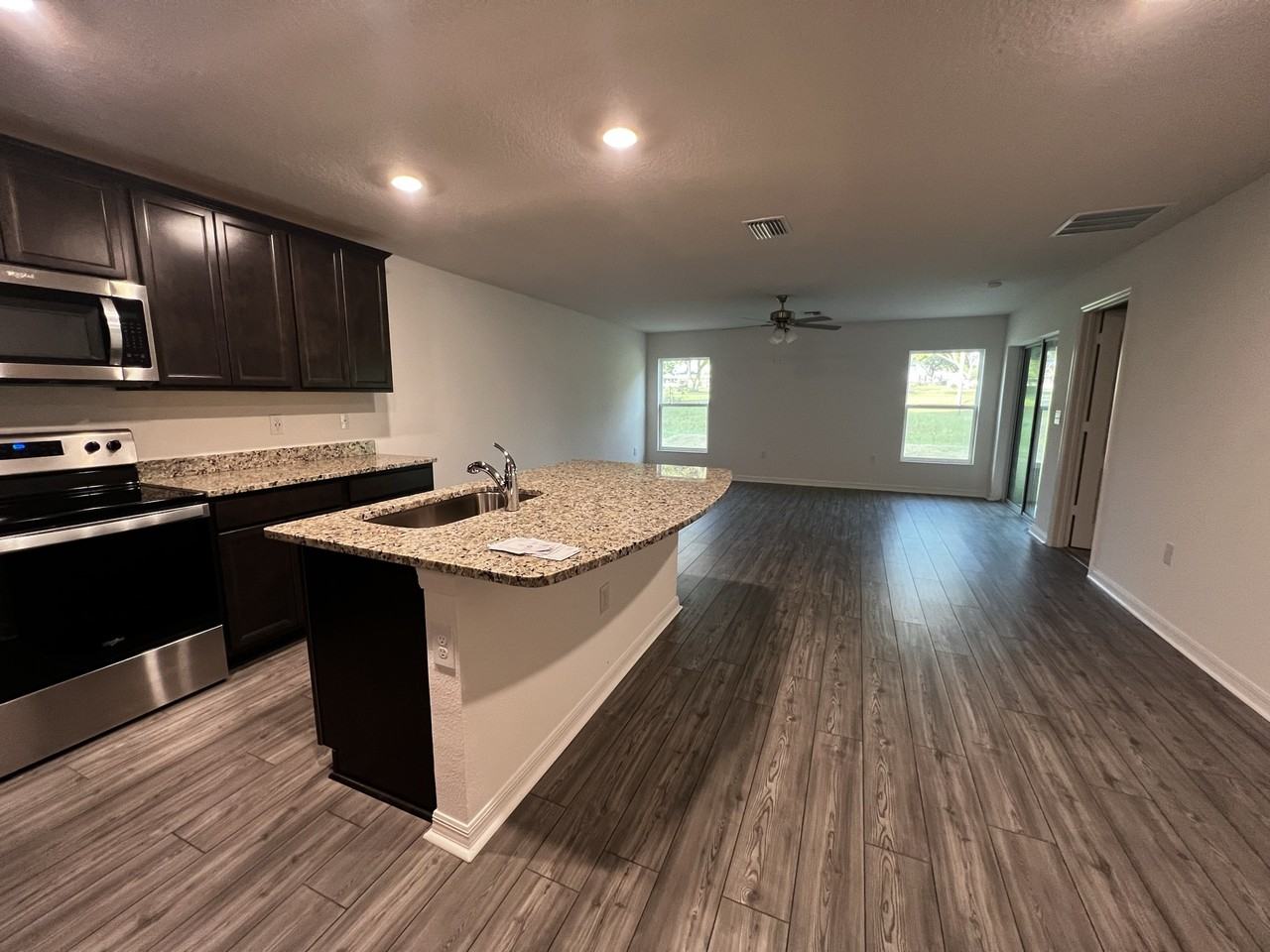 8917 Southern Charm Cir - Photo 4 of 20