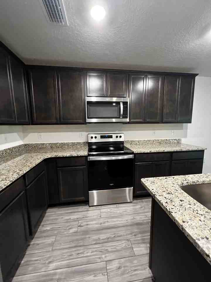 8917 Southern Charm Cir - Photo 6 of 20