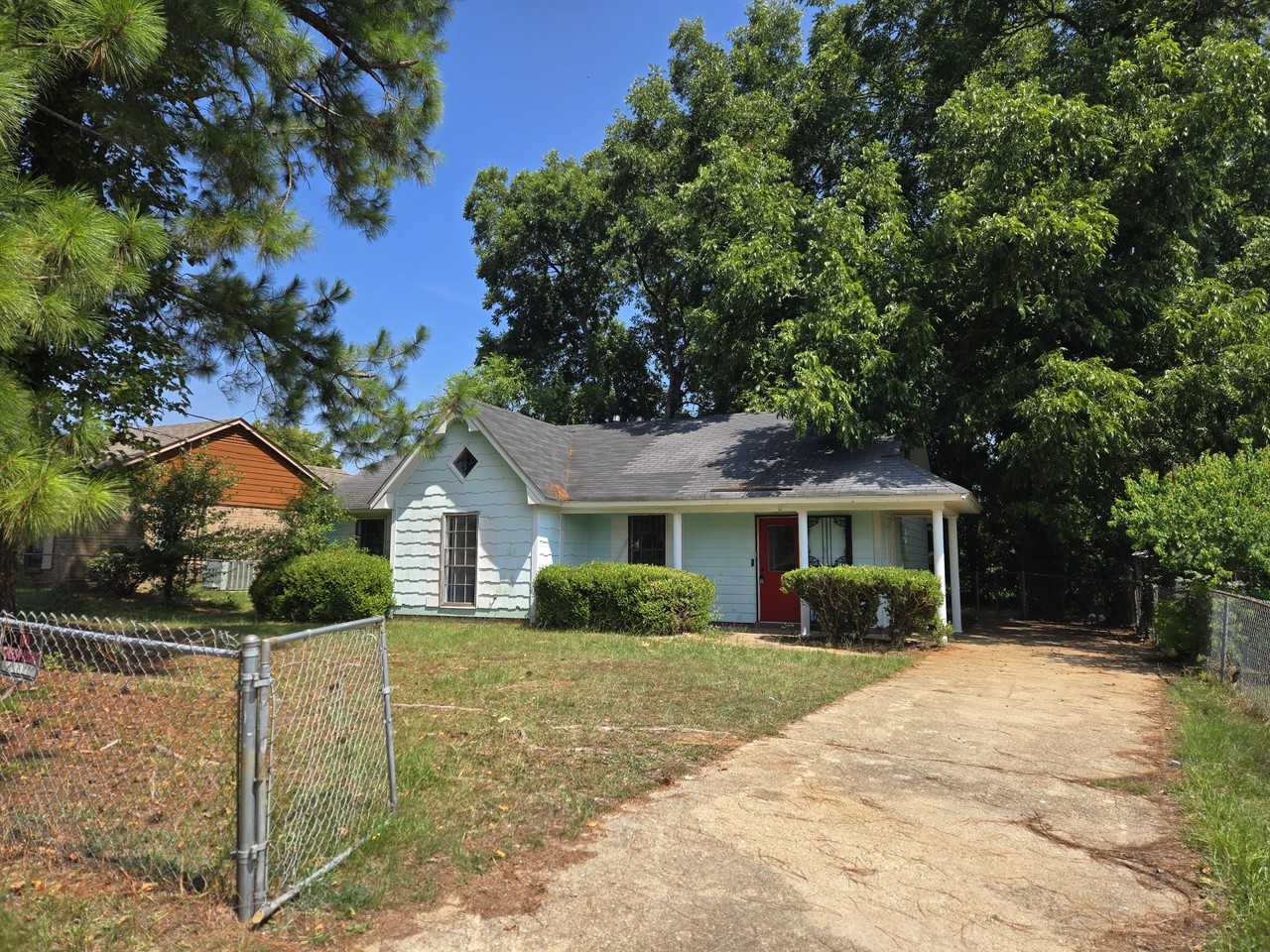 1024 N Gap Loop - Photo 2 of 7