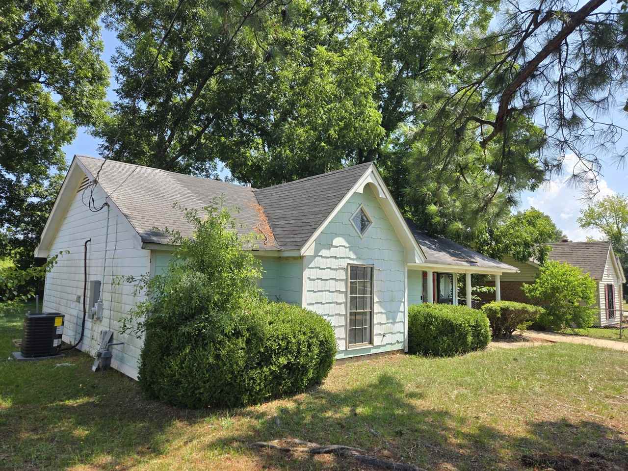 1024 N Gap Loop - Photo 3 of 7