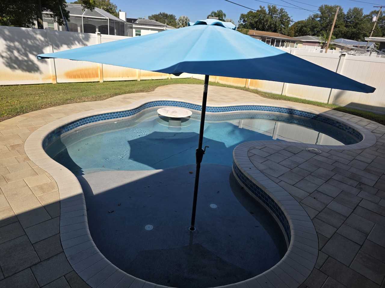 5571 47th Ave N - Photo 3 of 24