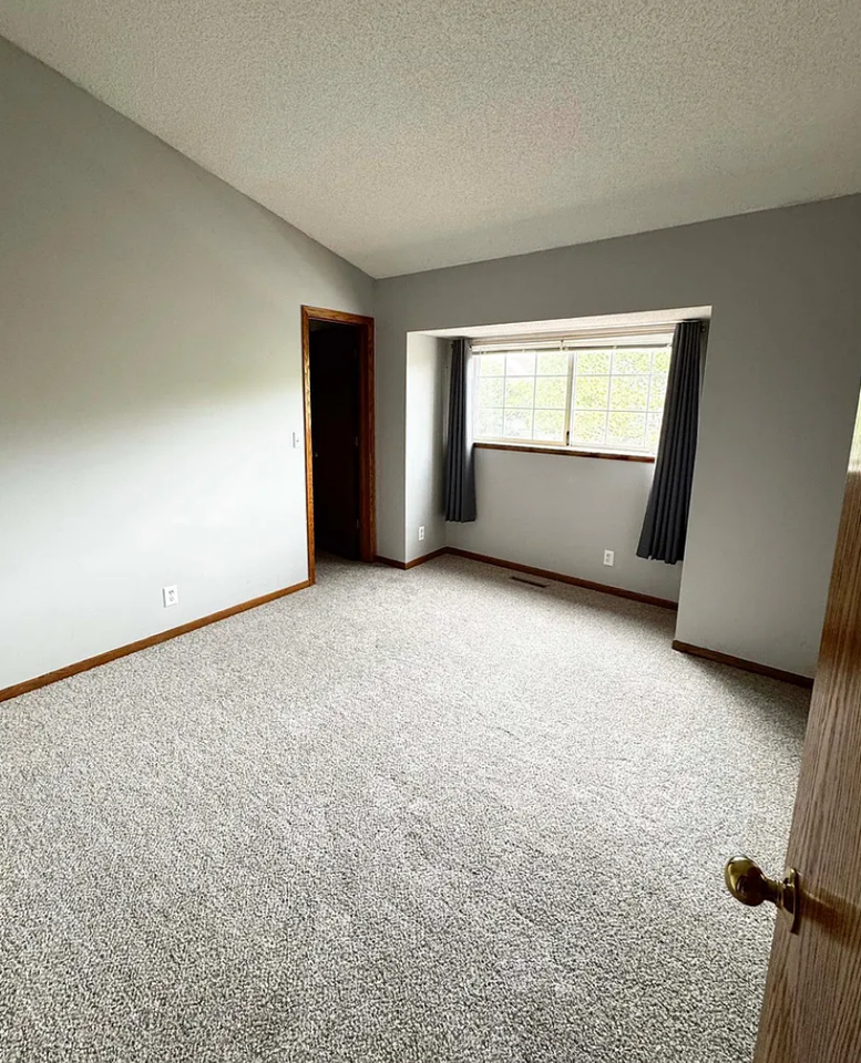 1900 Shenandoah Ct - Photo 7 of 11