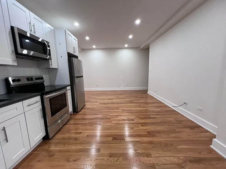 3692 Broadway - Photo 2 of 13