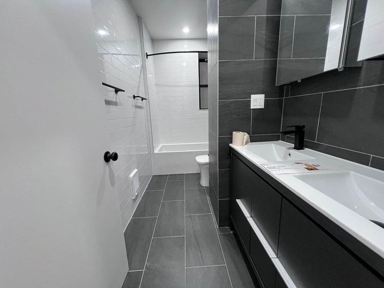 3692 Broadway - Photo 7 of 13