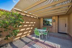 featured image of 40 Sunrise Dr