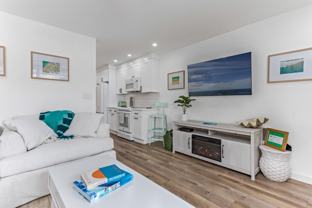 4902 Sandyland Rd - Photo 1 of 1