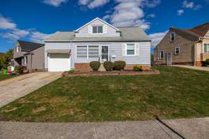 featured image of 4101 Hinsdale Rd