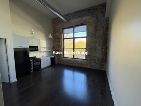 5021 N Kenmore Ave #302 - Photo 1 of 1