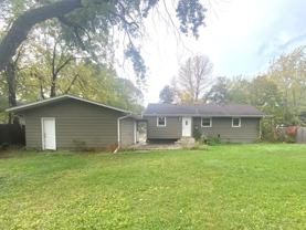 6634 Fridley St Ne #NA - Photo 1 of 1