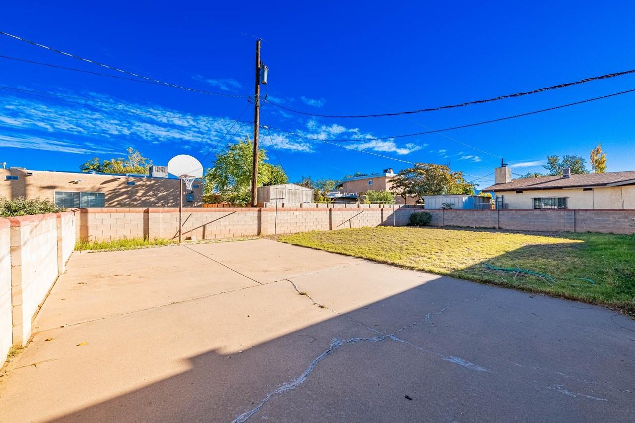 1321 Delamar Avenue Northwest - Photo 6 of 20