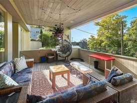 1038 Lakeview Blvd E - Photo 1 of 1