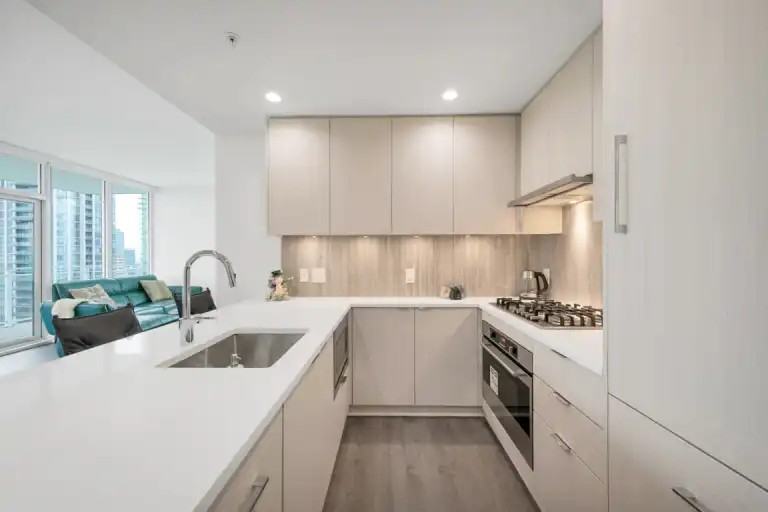 5051 Imperial St - Photo 5 of 15