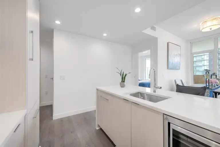 5051 Imperial St - Photo 6 of 15