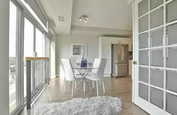 200 Burnhamthorpe Rd E #802 - Photo 3 of 22