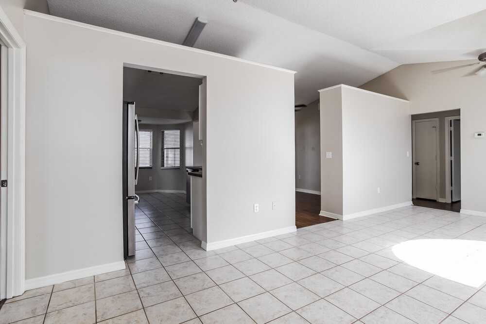 2683 Black Oak Ln - Photo 3 of 16