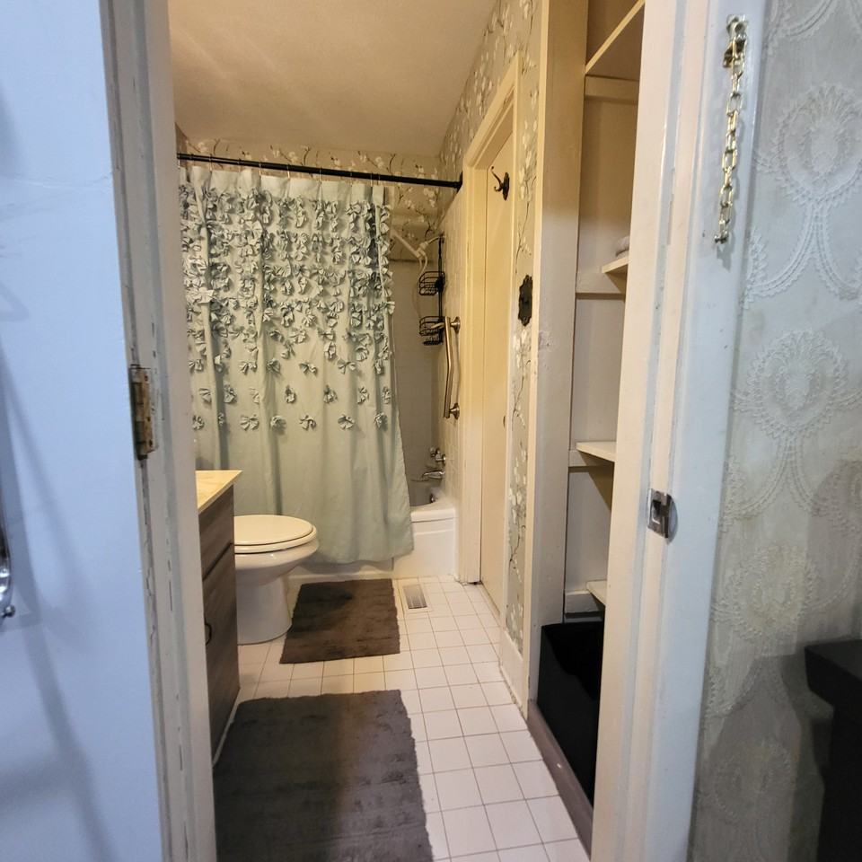 4610 Northmoor Ct #1-1 - Photo 7 of 21