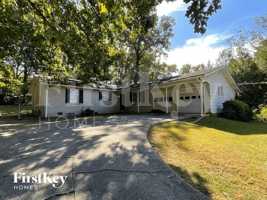 featured image of 2030 Chestnut Hill Cir