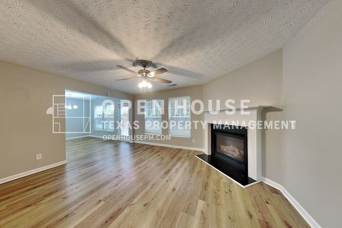 293 Topaz Drive - Photo 4 of 19