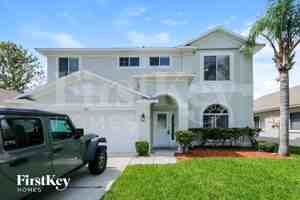 featured image of 4925 Woodmere Rd