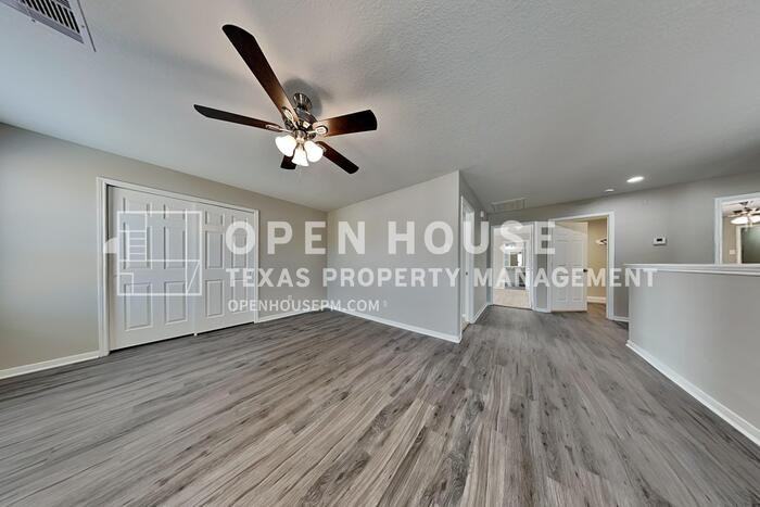 16825 Greenhouse St - Photo 7 of 30