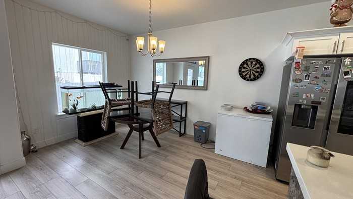 7261 North Silver Spring Way - Photo 3 of 10