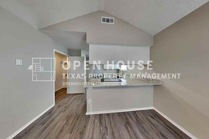8724 Quarry Cir - Photo 7 of 22