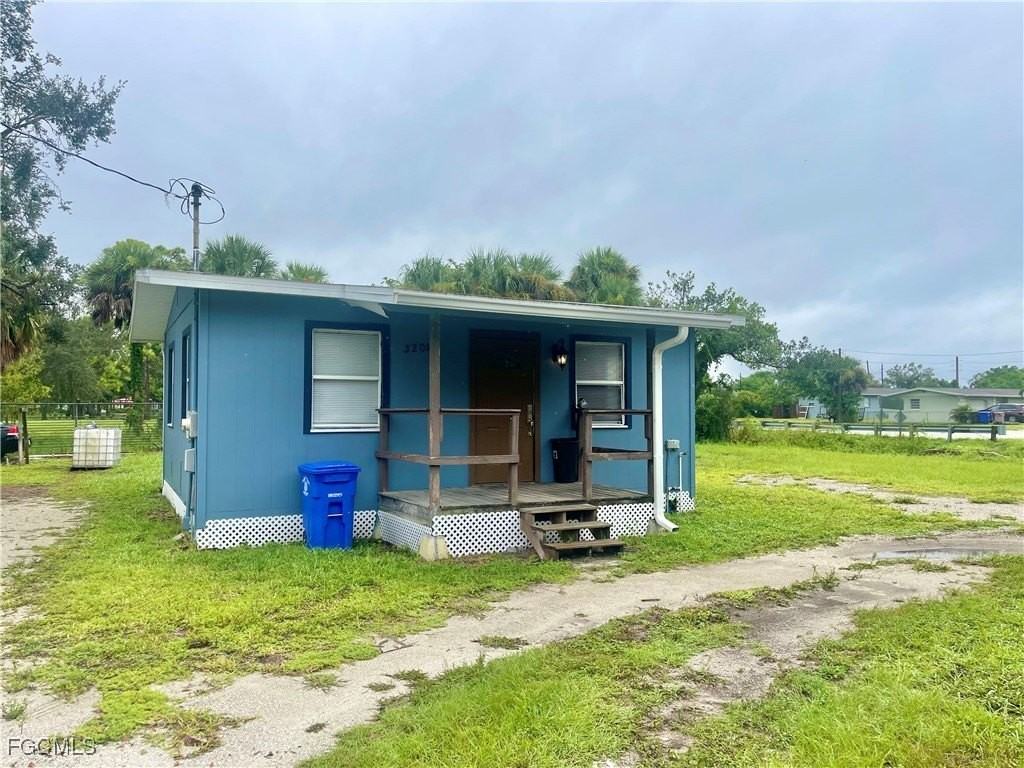 3208 Dale St - Photo 2 of 13