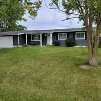 featured image of 405 Sandalwood Dr