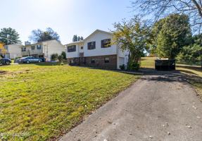 featured image of 1817 Sedgewick Dr