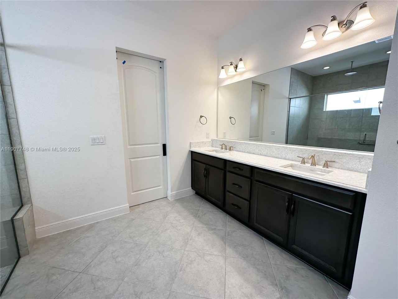 13646 Abberwick Drive - Photo 7 of 50