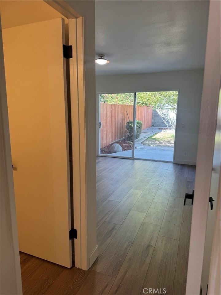 20157 Mckay Dr - Photo 4 of 15