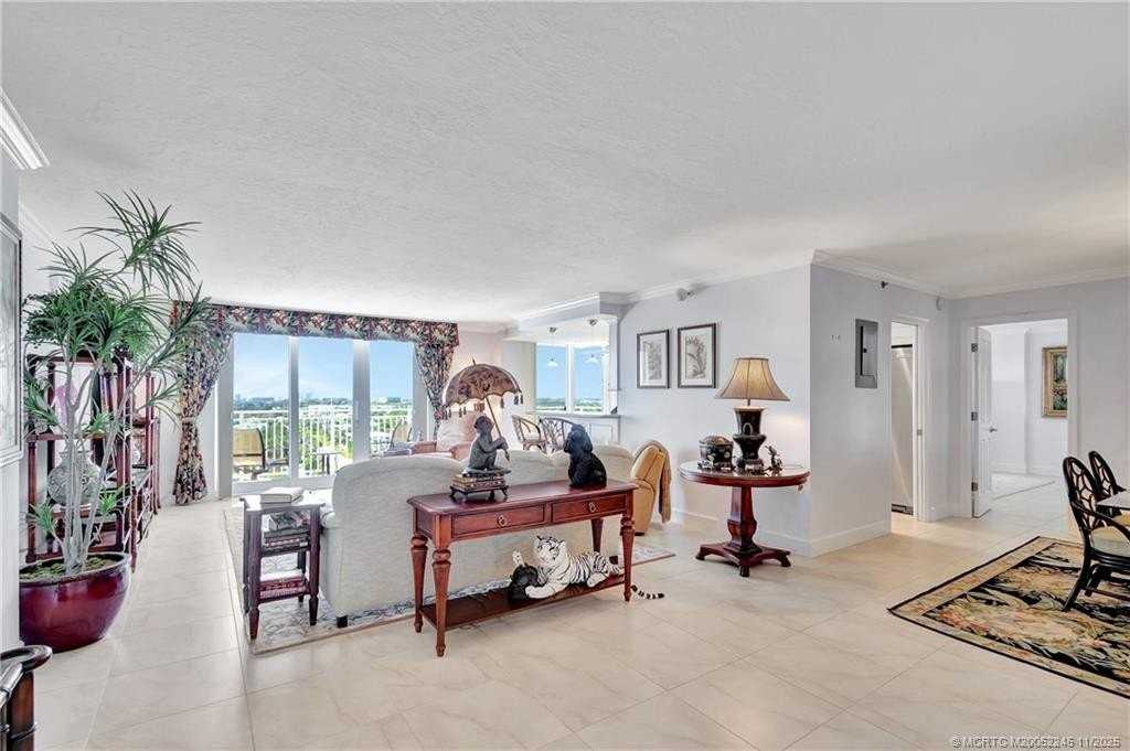 500 Ocean Dr Apt W11 #W11 - Photo 3 of 50