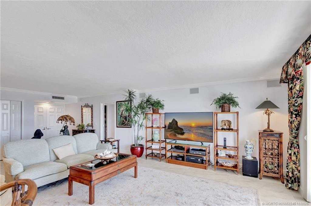 500 Ocean Dr Apt W11 #W11 - Photo 7 of 50