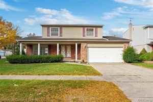 featured image of 10068 Cherokee St